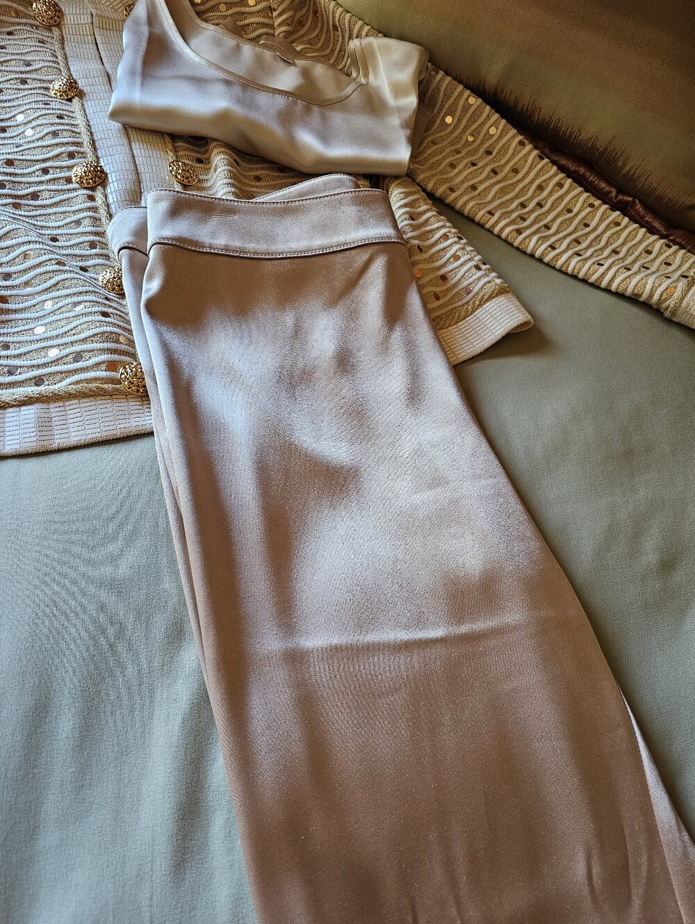Authentic ST. JOHN Shimmer Silk/Satin High-Waist Pants - US 6 - Excellent Condit